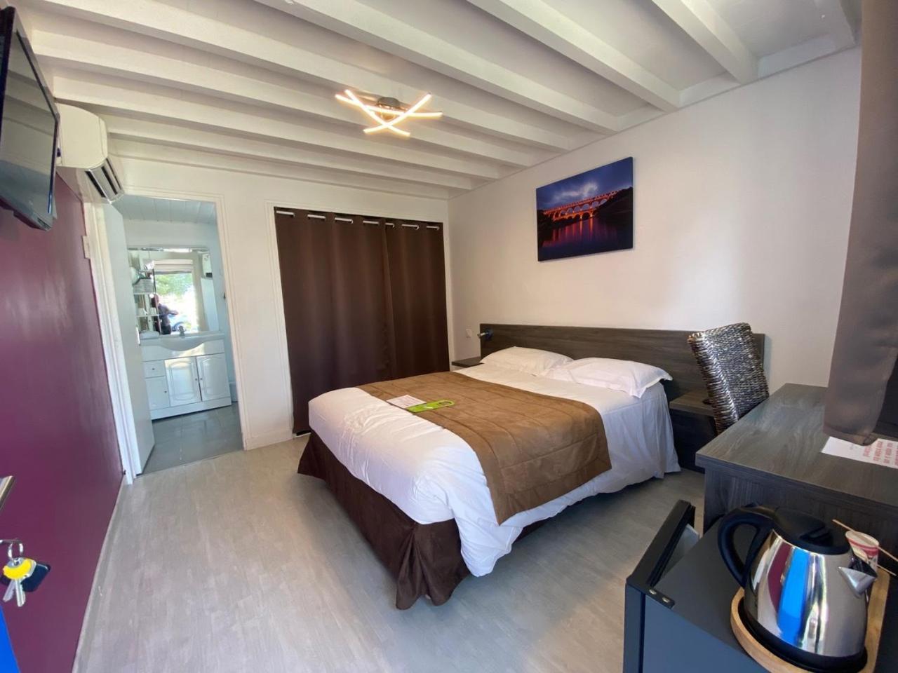 Hotel Des 4 Vents "Esprit Camargue" Aigues-Mortes Cameră foto
