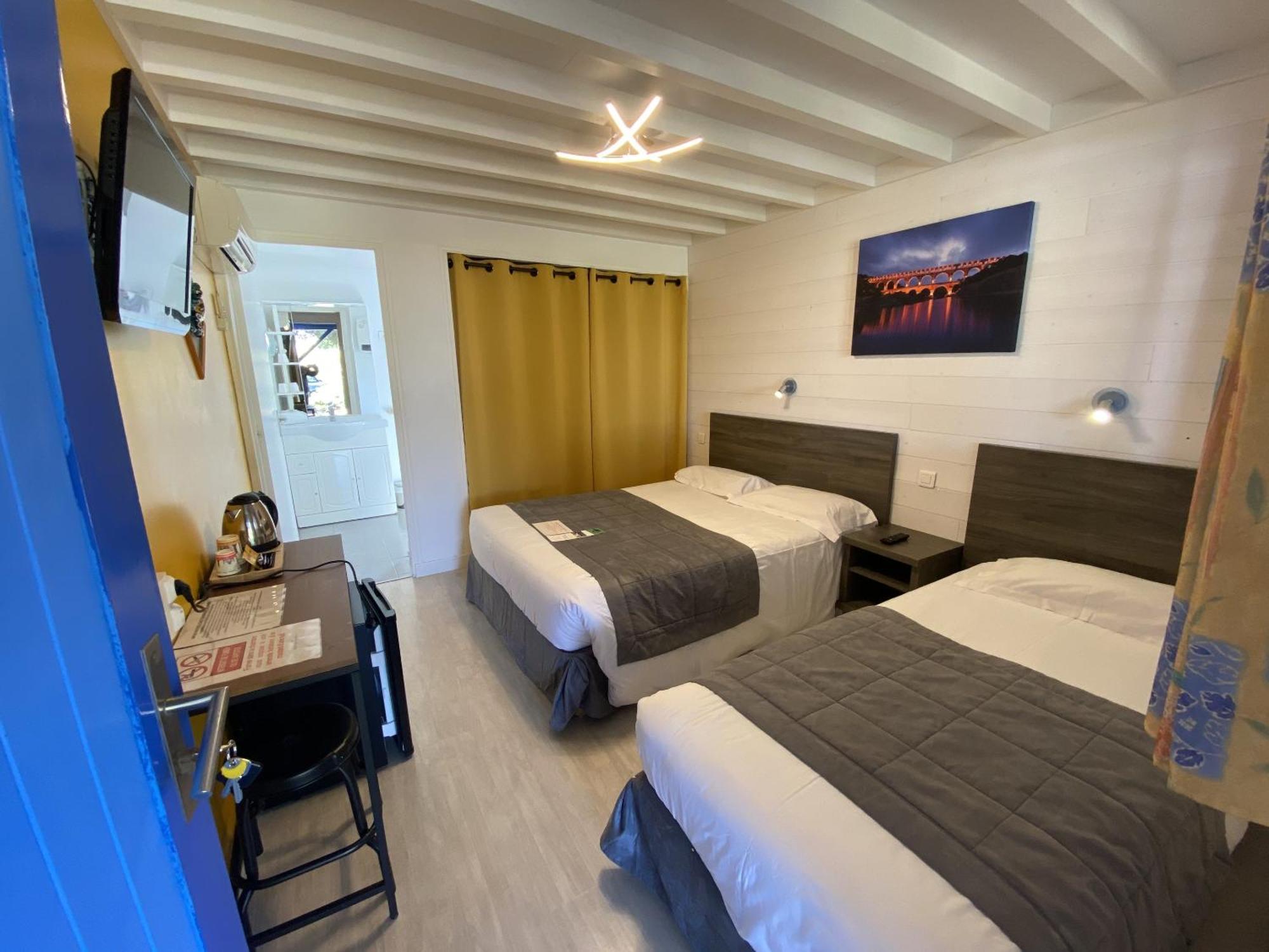 Hotel Des 4 Vents "Esprit Camargue" Aigues-Mortes Cameră foto